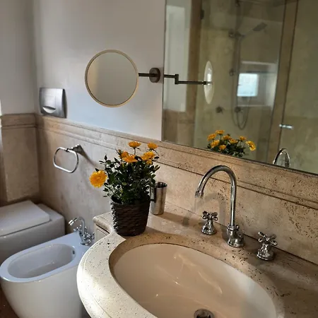 Labanca's Luxury Navona